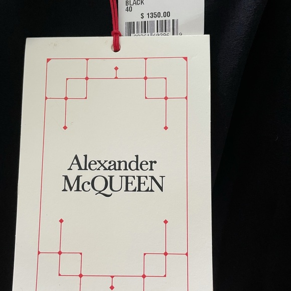 ALEXANDER MCQUEEN Lace And Silk Cami Top - Picture 5 of 10